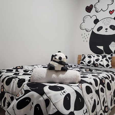Netflix Panda House 3B2R Rimbayu Kota Kemuning With Atari Games Apartment Teluk Panglima Garang Luaran gambar