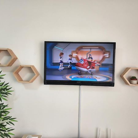 Netflix Panda House 3B2R Rimbayu Kota Kemuning With Atari Games Apartment Teluk Panglima Garang Luaran gambar