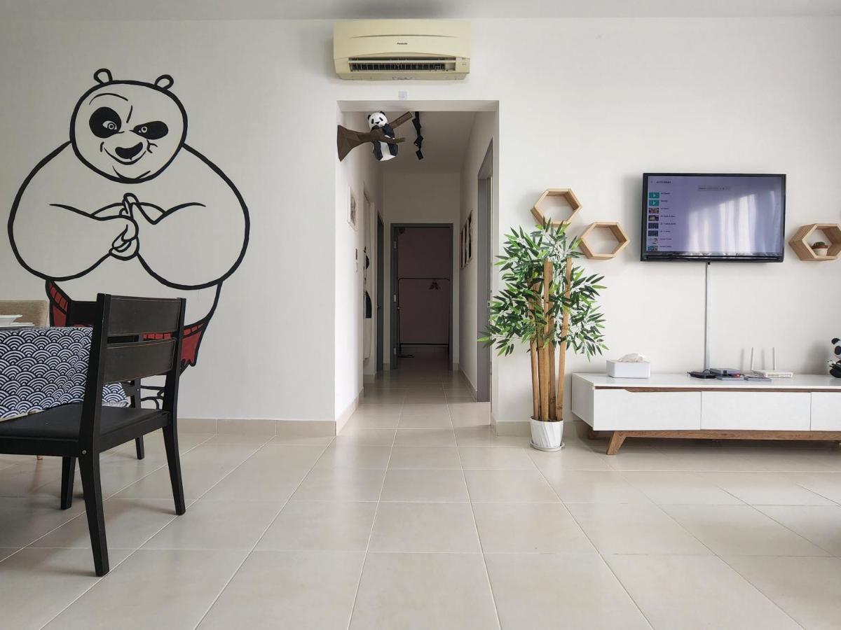 Netflix Panda House 3B2R Rimbayu Kota Kemuning With Atari Games Apartment Teluk Panglima Garang Luaran gambar