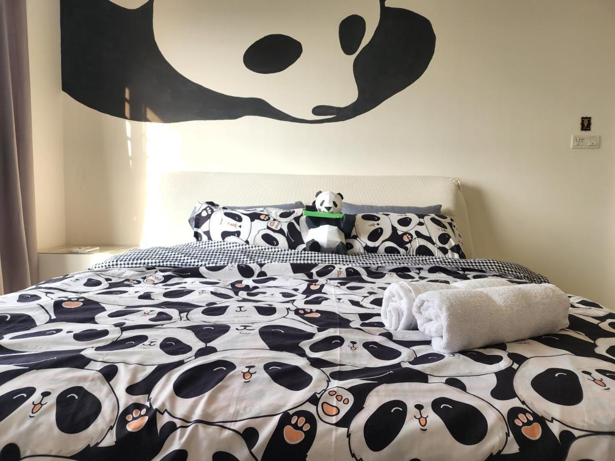 Netflix Panda House 3B2R Rimbayu Kota Kemuning With Atari Games Apartment Teluk Panglima Garang Luaran gambar